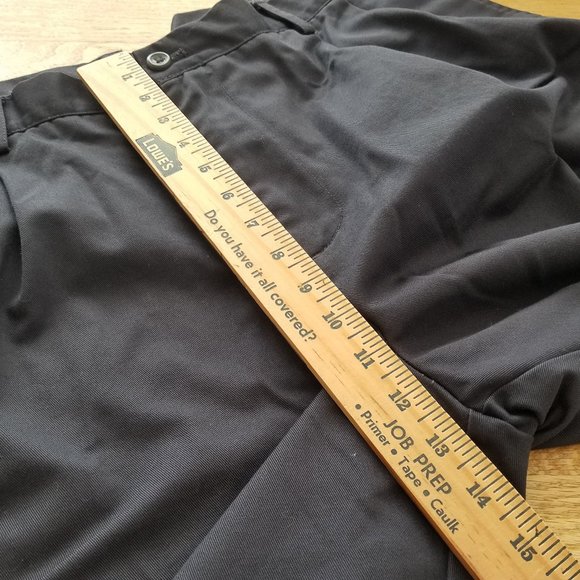 Izod Mens 39x27 Chino Pants Khaki Dark Navy Blue Pleated Cotton EUC - Picture 7 of 9